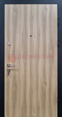 Светлая металлическая дверь с МДФ ДМ-340 в Орехово-Зуево