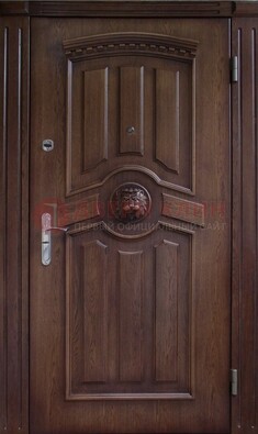 Темная железная дверь с массивом дуба с украшением ДМД-40 в Орехово-Зуево