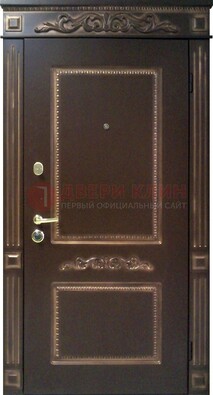 Входная дверь с массивом дуба в темном цвете ДМД-65 в Павловском Посаде