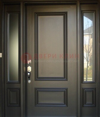 Парадная дверь с отделкой массив ДПР-65 в загородный дом в Орехово-Зуево