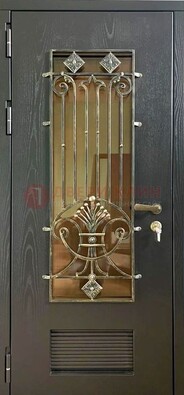 Одностворчатая железная дверь со стеклом и ковкой для дома ДСК-101 в Санкт-Петербурге