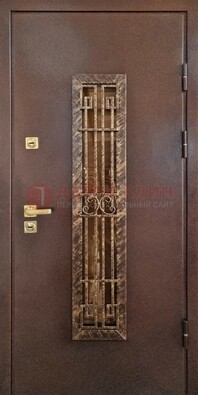 Металлическая дверь с порошковым напылением со стеклом и ковкой ДСК-110 в Орехово-Зуево