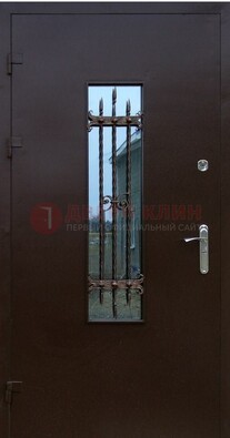 Надежная металлическая дверь со стеклом и ковкой ДСК-47 в Орехово-Зуево