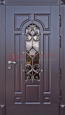 Темная уличная дверь с виноритом и стеклом с ковкой ДВТ-164 в Орехово-Зуево