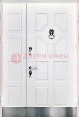 Белая входная дверь с виноритом ДВТ-246 в Орехово-Зуево